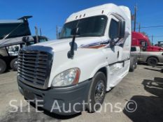 2014 Freightliner Cascadia T/A Sleeper Truck Tractor