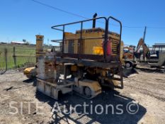 Gomaco GT3200 Concrete Slipform Sidewalk Paver