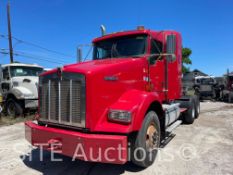 2015 Kenworth T800 T/A Sleeper Truck Tractor