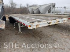 1989 Great Dane Tri/A Spread Axle Flatbed Trailer
