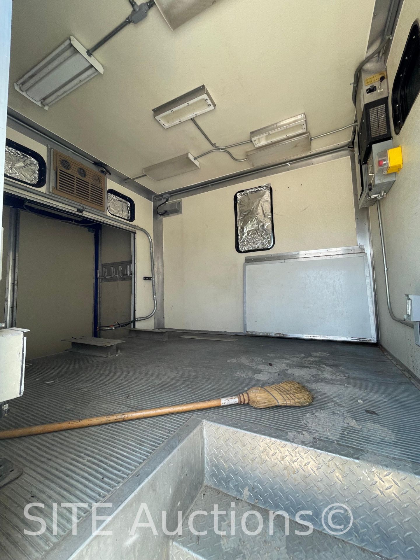 2008 Chevrolet C6500 S/A Box Truck - Image 54 of 75