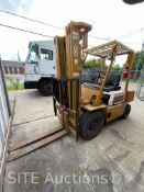 Komatsu FG25-8 Forklift