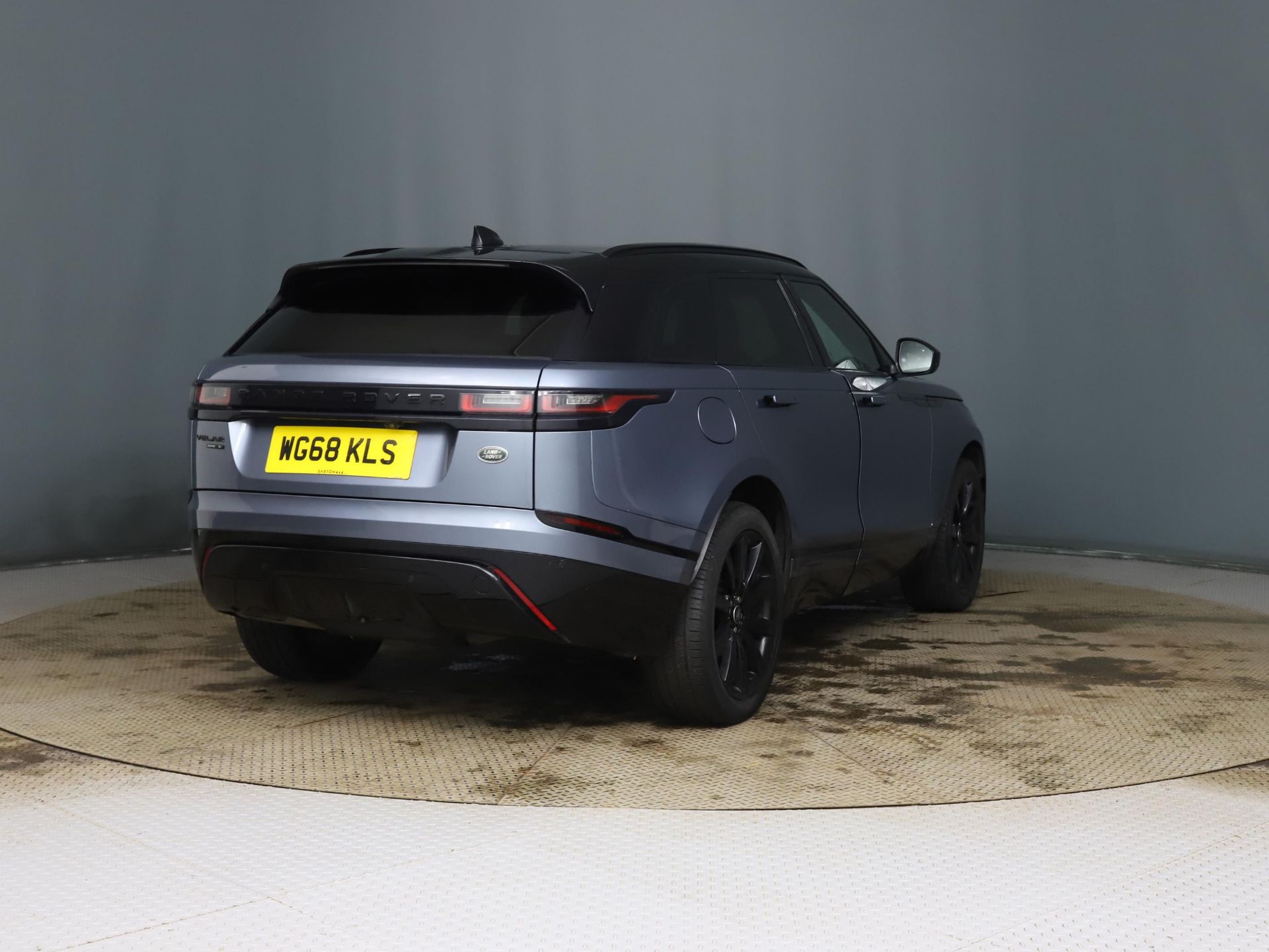 Velar Rear Camera Land Rover Range Rover Velar 2.0 D240 R-Dynamic S AUTO - 2019 Model ...