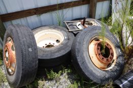 Six tires and wheels, wheel diameter 22"