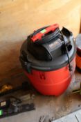 Bauer 16-gallon wet/dry vacuum