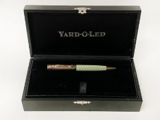 BOXED H/M SILVER YARD O LED PEN WITH GREEN & GOLD BASKET WEAVE PATTERN CREST TO BOX