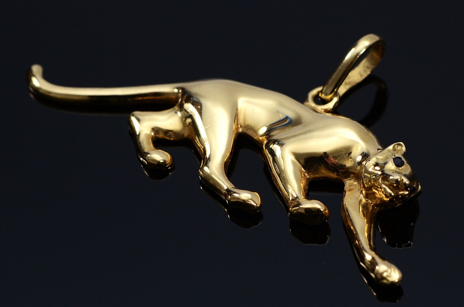 Gold and silver jewellery, silver, watches, coins.