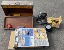 A Performance Power 240v 750w cross cut saw, a Black and Decker D2655 power tool worktable, a