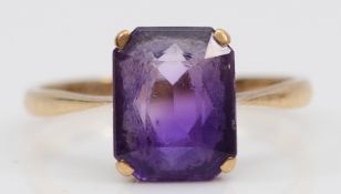A 9ct gold amethyst dress ring, 10mm x 7mm, N, 2.1g