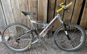 A Saracen Frenzy full suspension mountain bike, alloy main frame, 24 speed SM Shimano gears, 18 1/2"