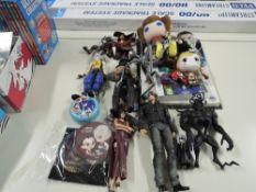Gaming Figures and Games, Resident Evil Neca 1 Garrador 7.5'', Leon S Kennedy, Kingdom Hearts