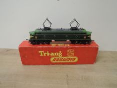 Tri-ang Railways 00 Gauge, R257 Bo-Bo Double Ended Transcontinental Overhead Electric Locomotive