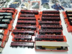 Tri-ang 00 Gauge Carriages and Vans, maroon with yellow stripe 34002 x 2, Restaurant Car x 2,