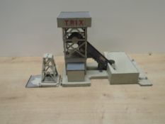 Trix Twin Railways 788 Elevator Conveyor, Transformer and Track