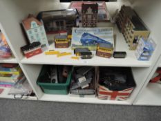 Tri-ang, Peco and similar 00 gauge Track along with Accessories including Bachmann Art Deco