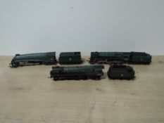 Hornby 00 Gauge BR Loco's & Tenders, 4-6-2 Duke of Gloucester 71000, 4-6-4 60700 repainted and 2-