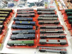 Tri-ang 00 Gauge Carriages, Tri-ang Railways in grey and red Baggage, Diner, Observation 20425,