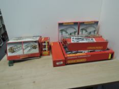 00 Gauge Accessories, R410 Operating Turntable, R290 Single Track Catenary Pack x3, R334 Station