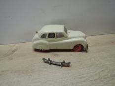 Ever Ready Plastic and Battery operated Model, Austin 70 in cream with red wheels and chrome