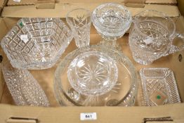 A mixed lot of late 20th century-modern cut and crystal cut decorative glass, featuring a column