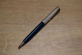 A Parker 51 Aero clutch pencil in Cedar Blue with Rolled Silver converging line cap with Gold