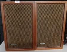 A pair of Sony Vintage Speakers with a wonderful retro look and fabric grills - SS510 35W - fully