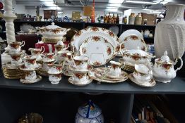 A large quantity of 20th-century Royal Albert 'Old Country Rose' bone china tea and dinner
