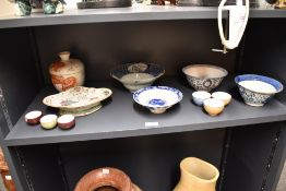 A quantity of 19th to 20th-century Chinese porcelain ware, to include a Famille Rose footed dish