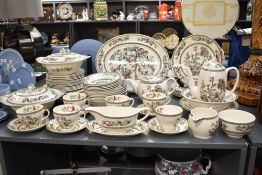 A large quantity of 20th-century Johnson Brothers England ironstone 'Indian Tree' dinnerware and tea