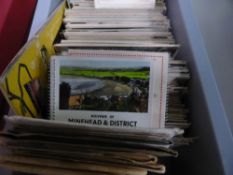 POSTCARDS: UK AND OVERSEAS + SOUVENIR FOLDER POSTCARDS Collection of apx 200 postcards, dating