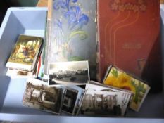 POSTCARDS: 2 ALBUMS AND BUNDLE OF LOOSE VARIOUS TOPICS, SUBJECTS AND PLACES Two postcard albums (