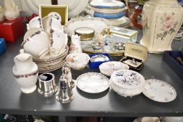 A selection of 20th-century sundry ware, to include Royal Doulton fine bone china 'Lady Bedford'