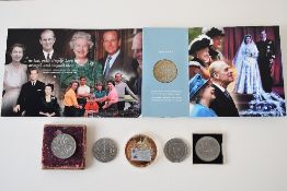 A Gold Plated Windsor Mint 2010 Copper Commemorative Coin, The White Banknote 1793-1957, Weight 54