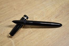 A boxed Parker Lady aerometric fill fountain pen in Black with narrow decorative cap band