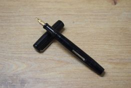 A Mabie Todd & Co Blackbird BB2 60 lever fill fountain pen in Black having Blackbird 14CT MT&Co
