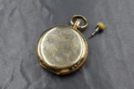A gold plated side wound hunter pocket watch by Waltham, movement: 17114671, having a Roman