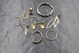 A collection of 9ct and yellow metal mixed and single earrings, 5.2g