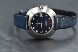 A vintage Certina Mayfair automatic wristwatch, the navy blue dial having baton numerals and date