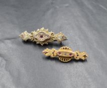 Two 9ct gold bar brooches having seed pearl and spinnel decoration and glass lockets en verso,