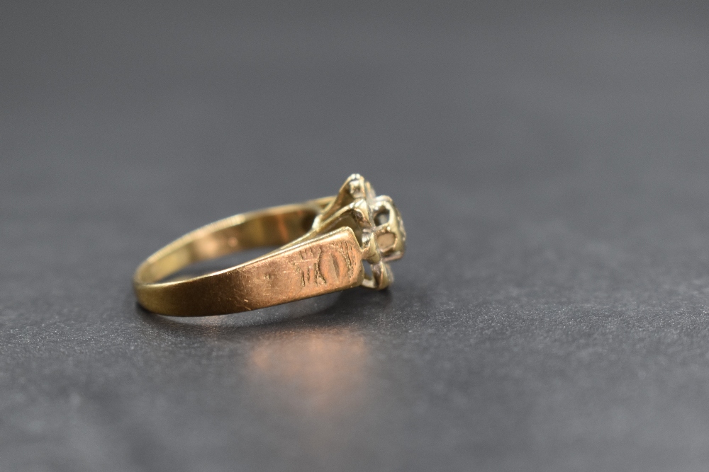 A 9ct gold diamond set cluster ring, the central diamond in an eight illusion diamond chip set - Image 2 of 3