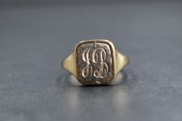 A 9ct gold Masonic signet ring, the inset rectangular panel having 'JB' engraved with an enamelled