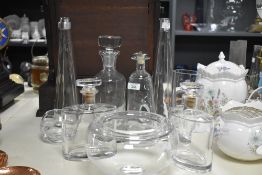 A quantity of mid to late 20th-century glassware, to include two clear square decanters; two