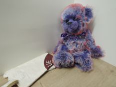Charlie Bears, Pansy, CB631297A, exclusively designed by Heather Lyell, plush, jointed limbs,