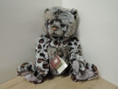 Charlie Bears, Zebedee, CB141445, exclusively designed by Isabelle Lee, plush, jointed limbs,