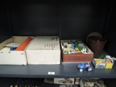 Britains Plastic Accessories, 1101 Mini Set Farm Tractor with original box, made up, 4721 Cowshed/