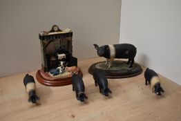 A Border Fine Arts animal group 'Well Warmed' model number A1454 designed by Hans Kendrick sold