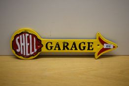 A Shell Garage Arrow 39cm