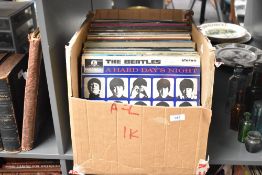A selection of 20th-century mixed 12' vinyl's, to include artists such as The Beatles, Ray