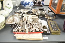 A large selection of late 19th to early 20th-century sundry ware, to include a quantity of EPNS