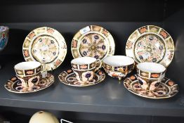A small quantity of 20th-century Royal Crown Derby bone china 'Old Imari' (1128 pattern) ware,